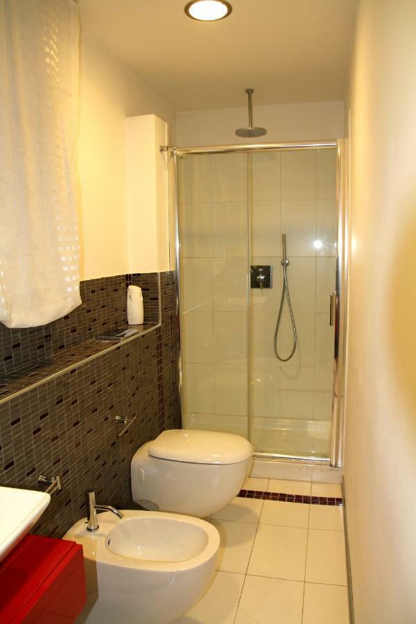Sake Family Suite - Xl Apartment In The Heart Of The City Катанія Екстер'єр фото